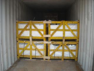 CONTAINER STUFFING OF TILES AT PORT